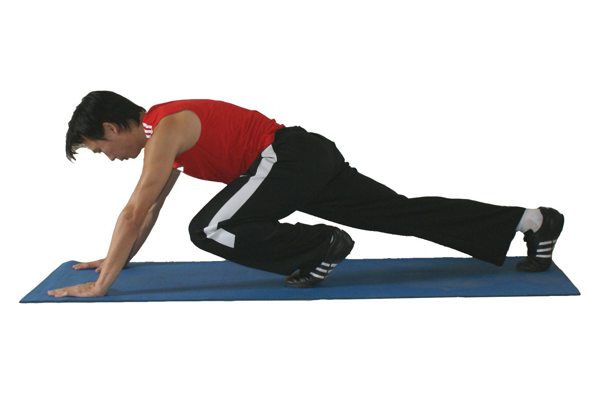 Alternate Leg Thrusts